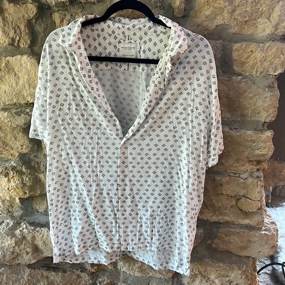 Men’s Button Down